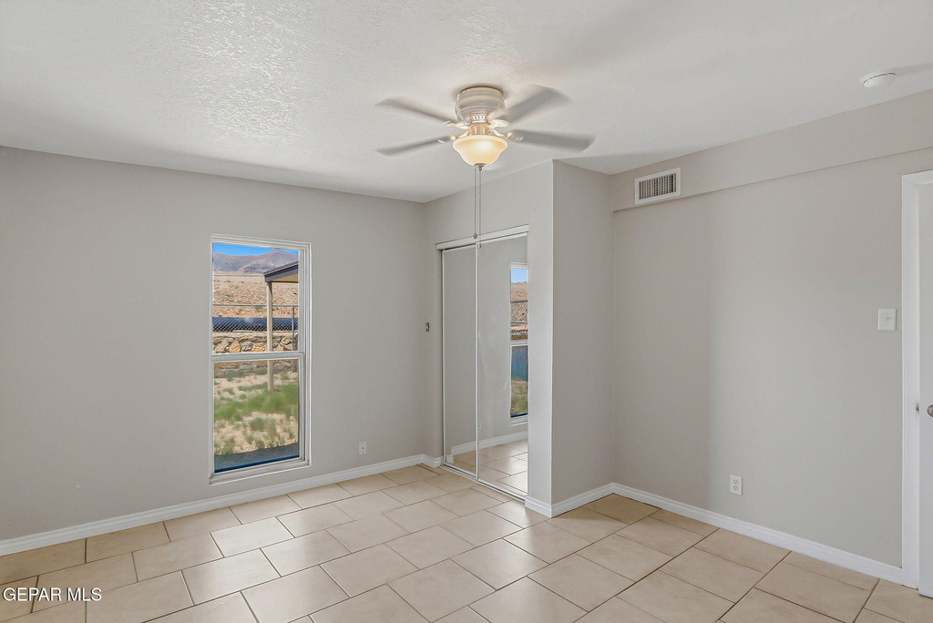 9425 Gschwind Street - Photo 31