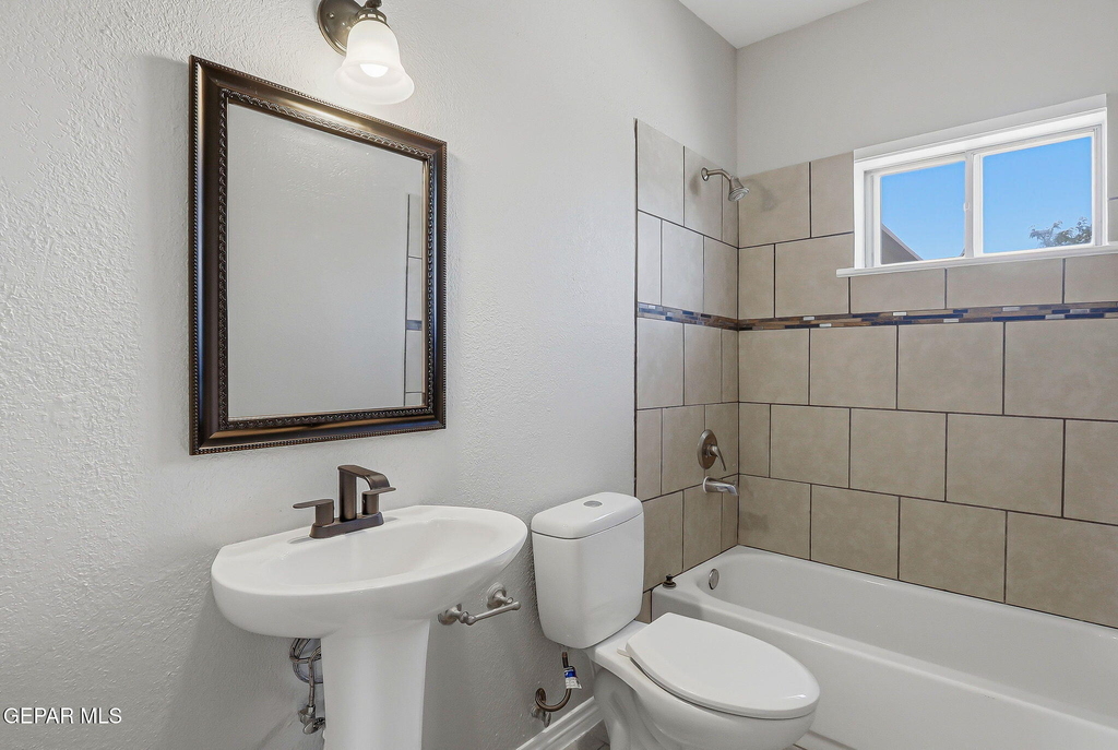 9425 Gschwind Street - Photo 27