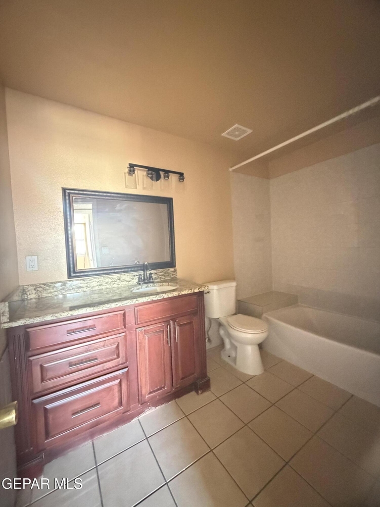 10818 Ivanhoe Drive - Photo 35