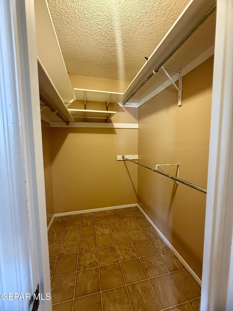10818 Ivanhoe Drive - Photo 56