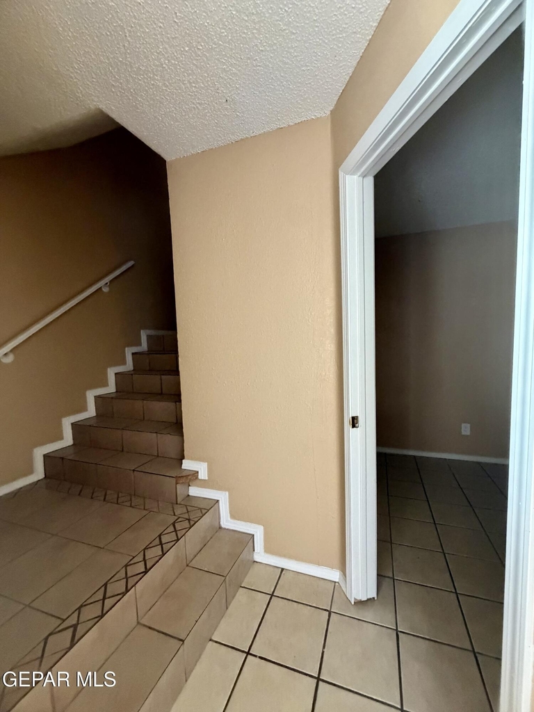 10818 Ivanhoe Drive - Photo 22