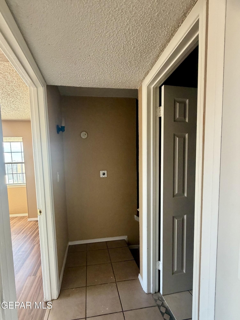 10818 Ivanhoe Drive - Photo 40