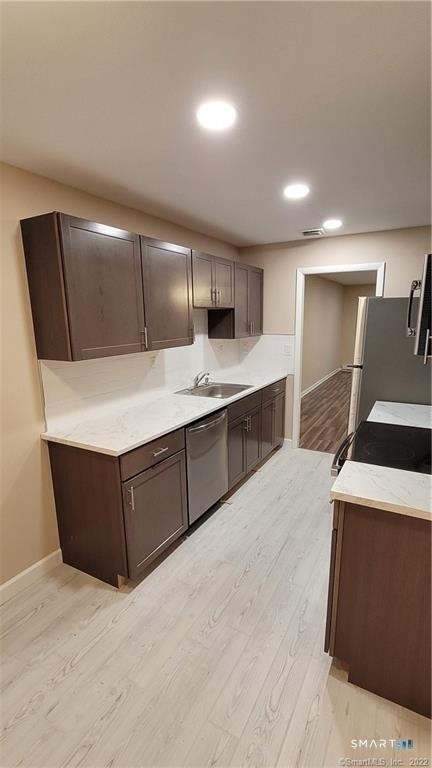 9 Debra Court - Photo 5
