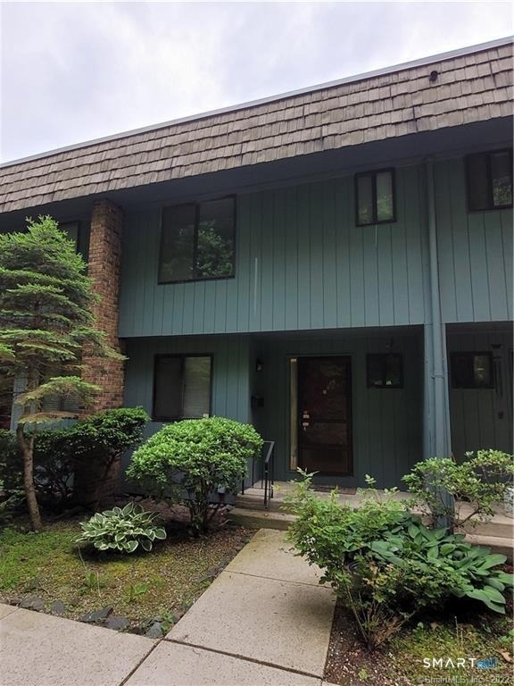 9 Debra Court - Photo 1
