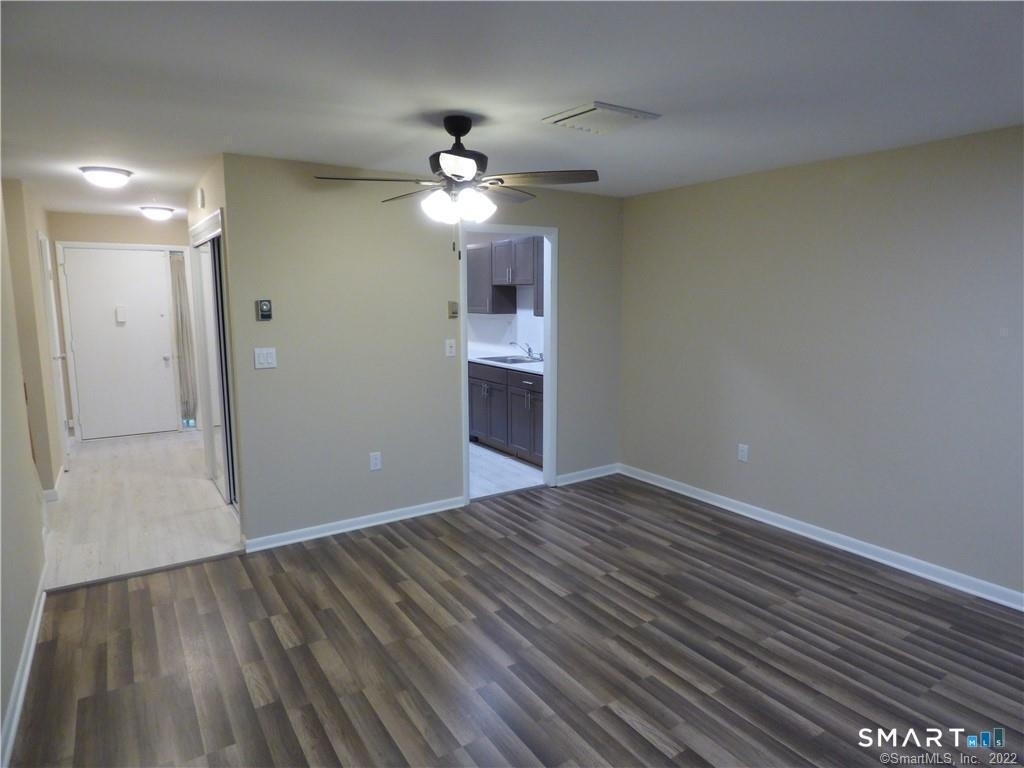 9 Debra Court - Photo 31