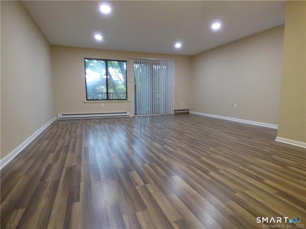 9 Debra Court - Photo 22