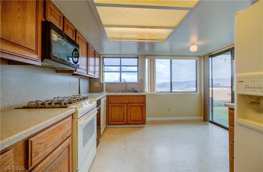 545 Tara Court - Photo 8