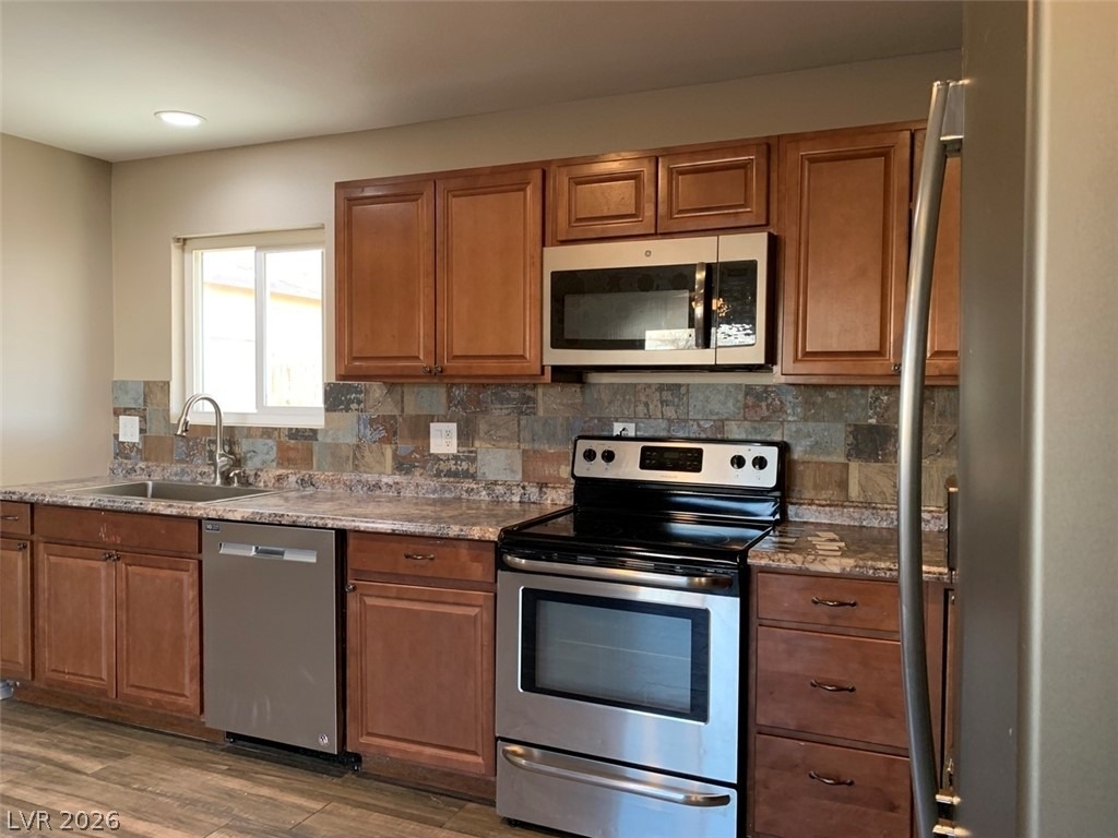 1208 Toledo Street - Photo 5