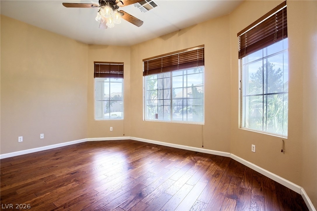 8732 Castle Ridge Avenue - Photo 13