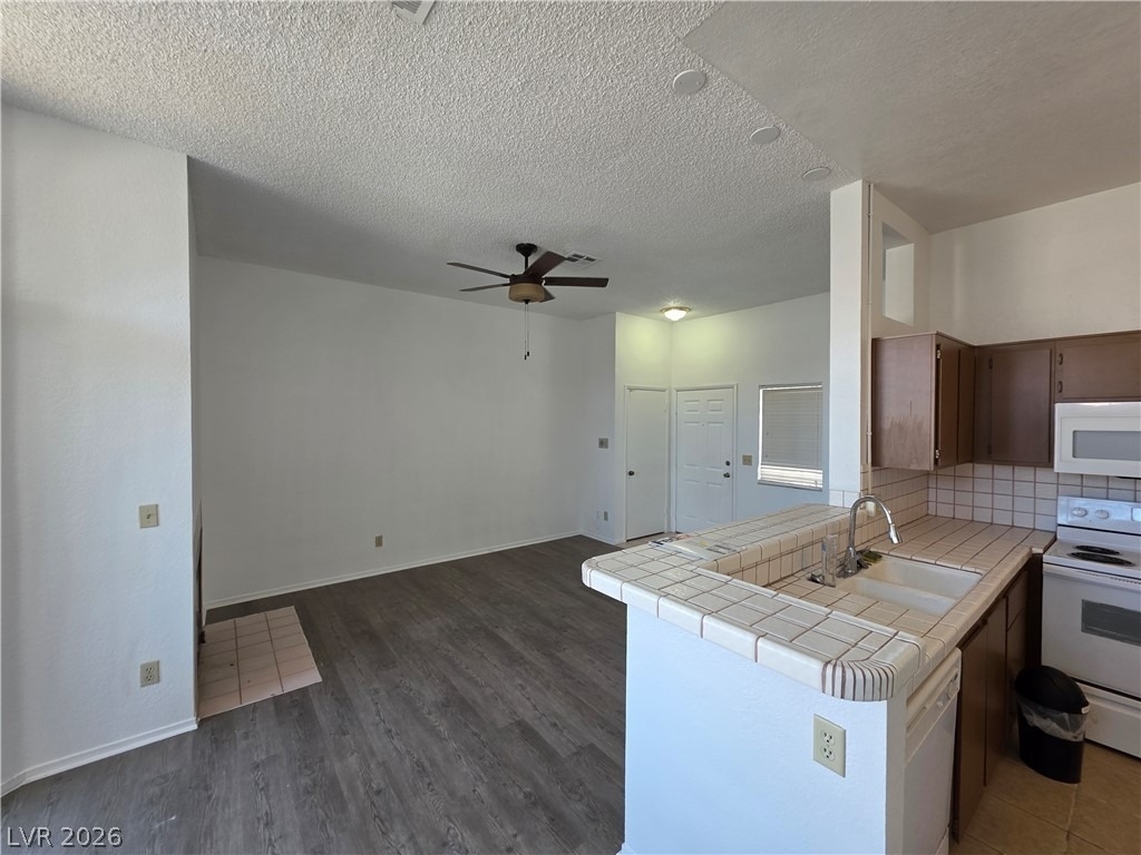 3150 Soft Breezes Drive - Photo 5