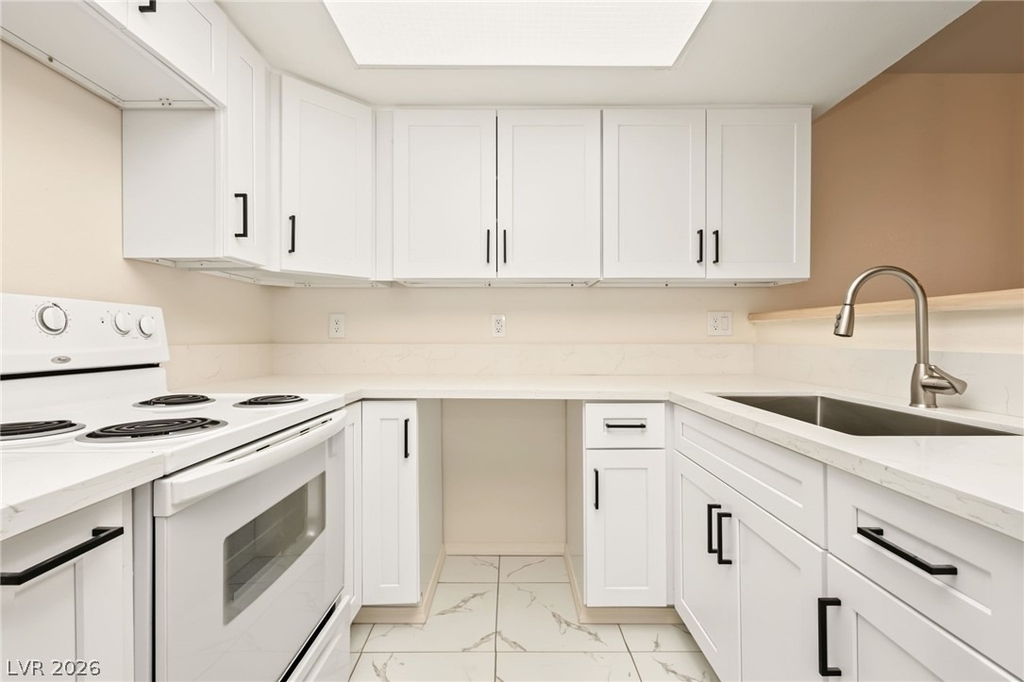 8455 W Sahara Avenue - Photo 14