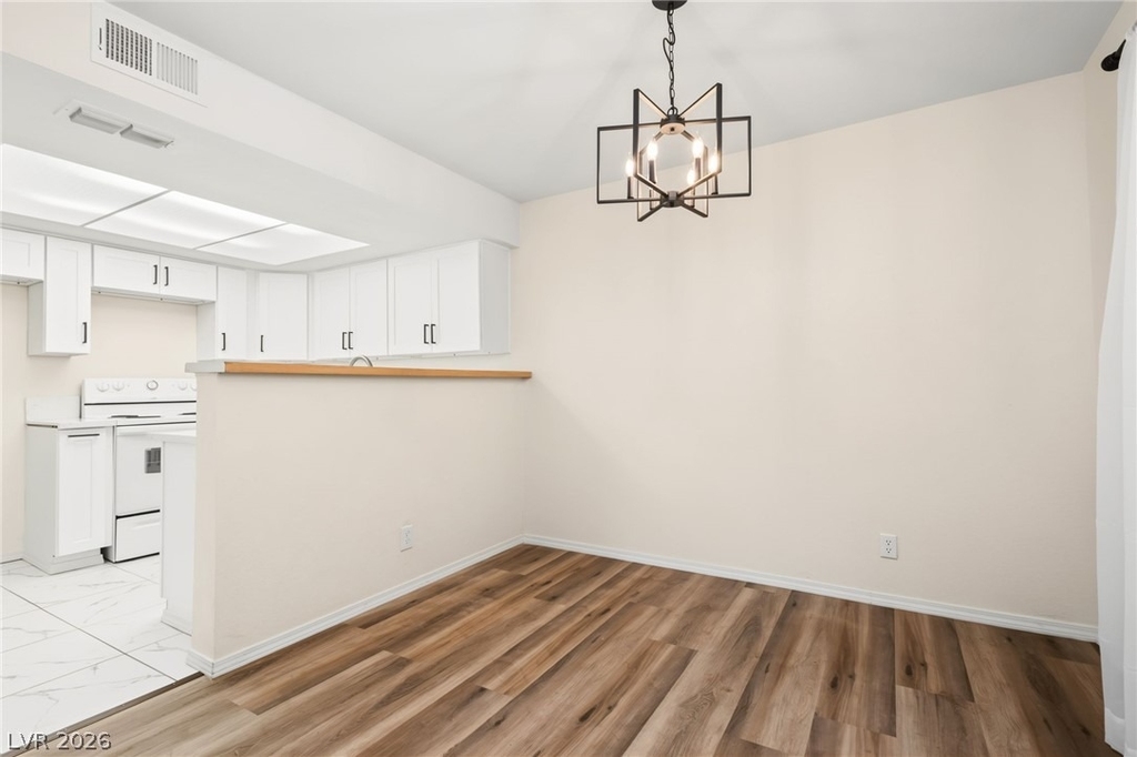 8455 W Sahara Avenue - Photo 7