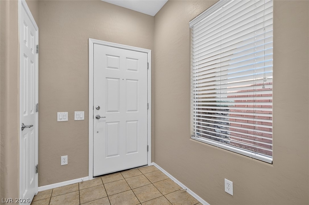10721 Arusha Avenue - Photo 10