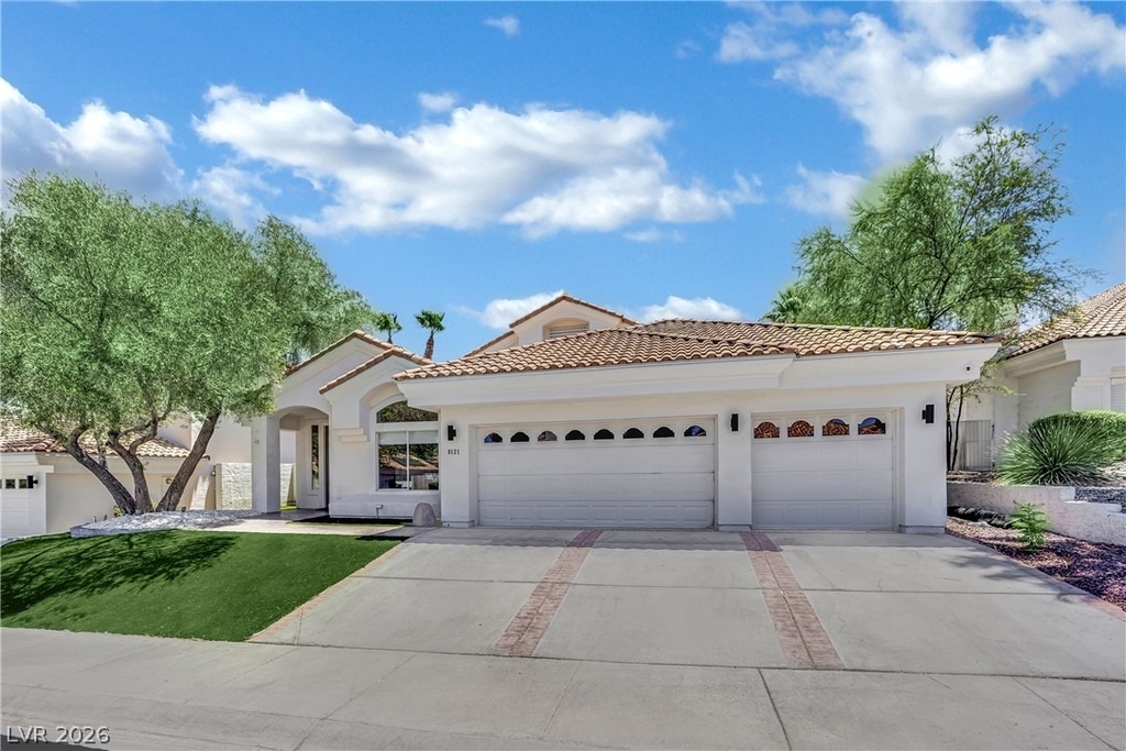 8121 Sunset Cove Drive - Photo 1