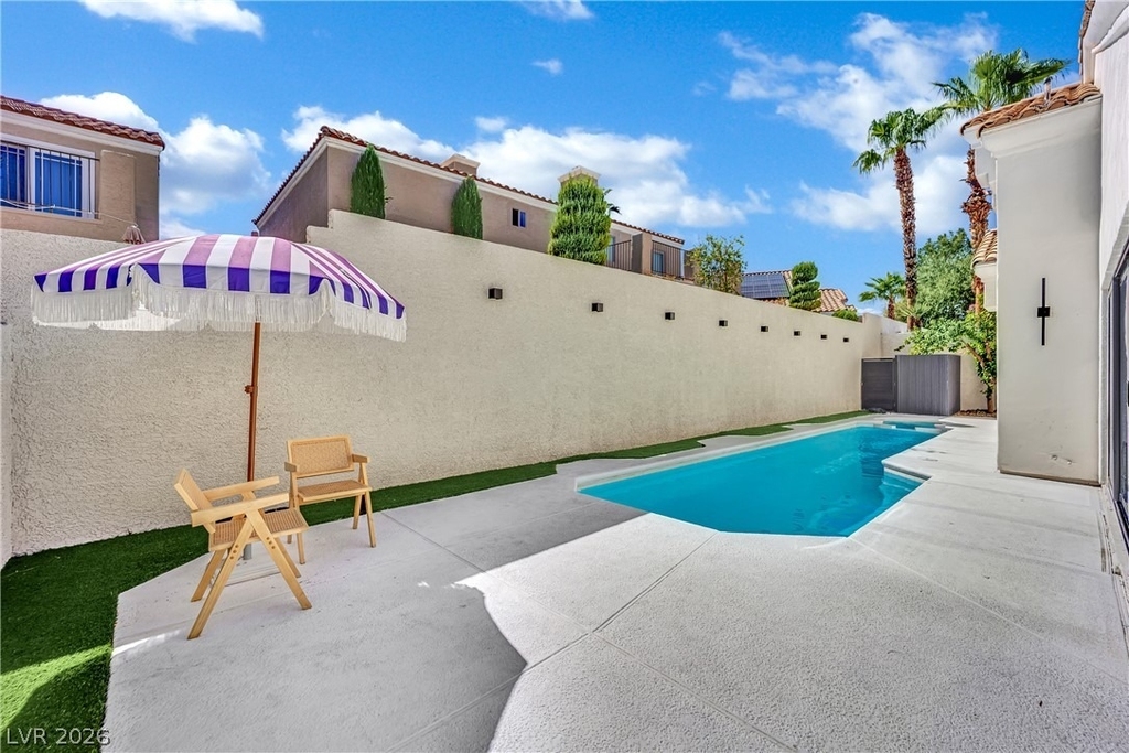 8121 Sunset Cove Drive - Photo 41