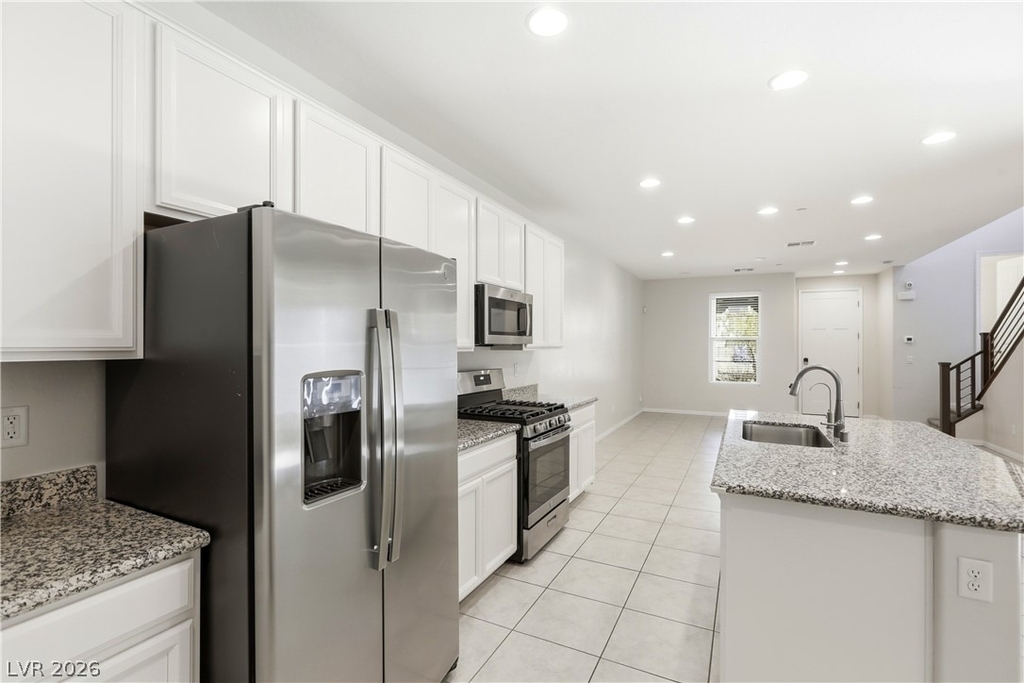 11712 Redwood Mountain Avenue - Photo 16