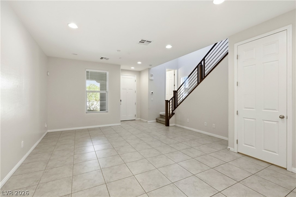 11712 Redwood Mountain Avenue - Photo 9