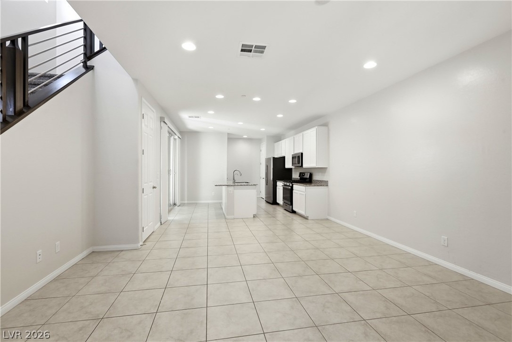 11712 Redwood Mountain Avenue - Photo 7