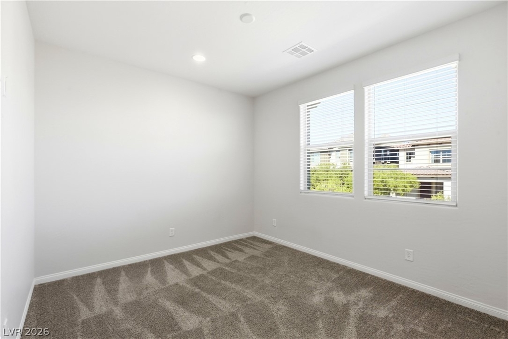 11712 Redwood Mountain Avenue - Photo 19