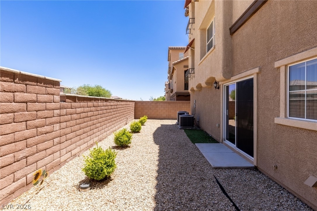10408 Wildflower Gully Street - Photo 44