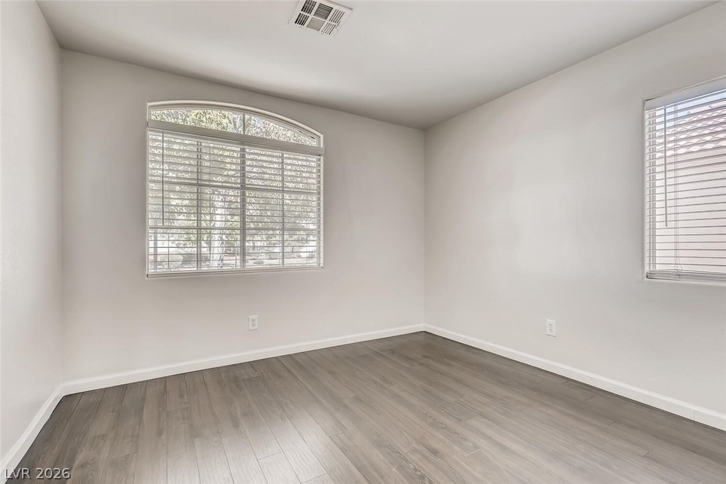 427 Regal Robin Way - Photo 15