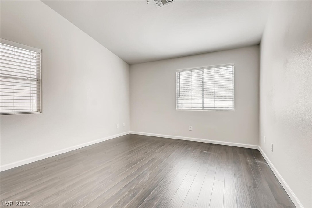 427 Regal Robin Way - Photo 10
