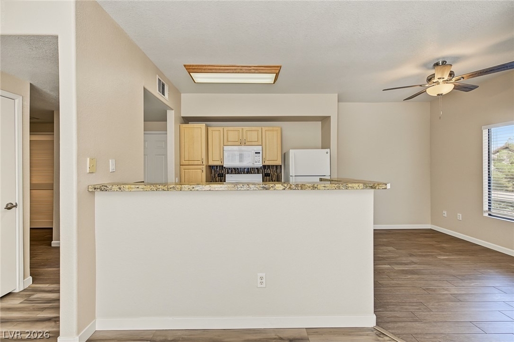 8250 N Grand Canyon Drive - Photo 11
