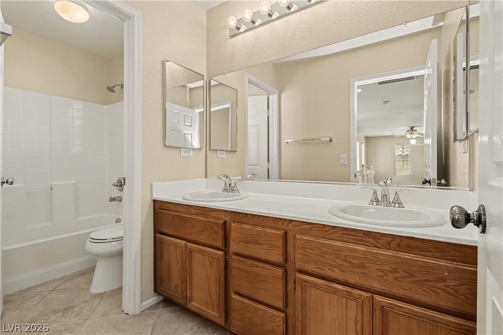 5558 Golden Palms Court - Photo 22