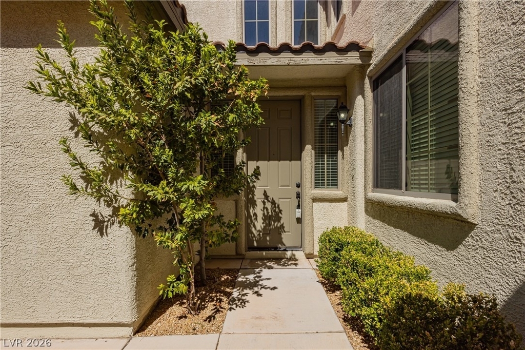 5558 Golden Palms Court - Photo 4