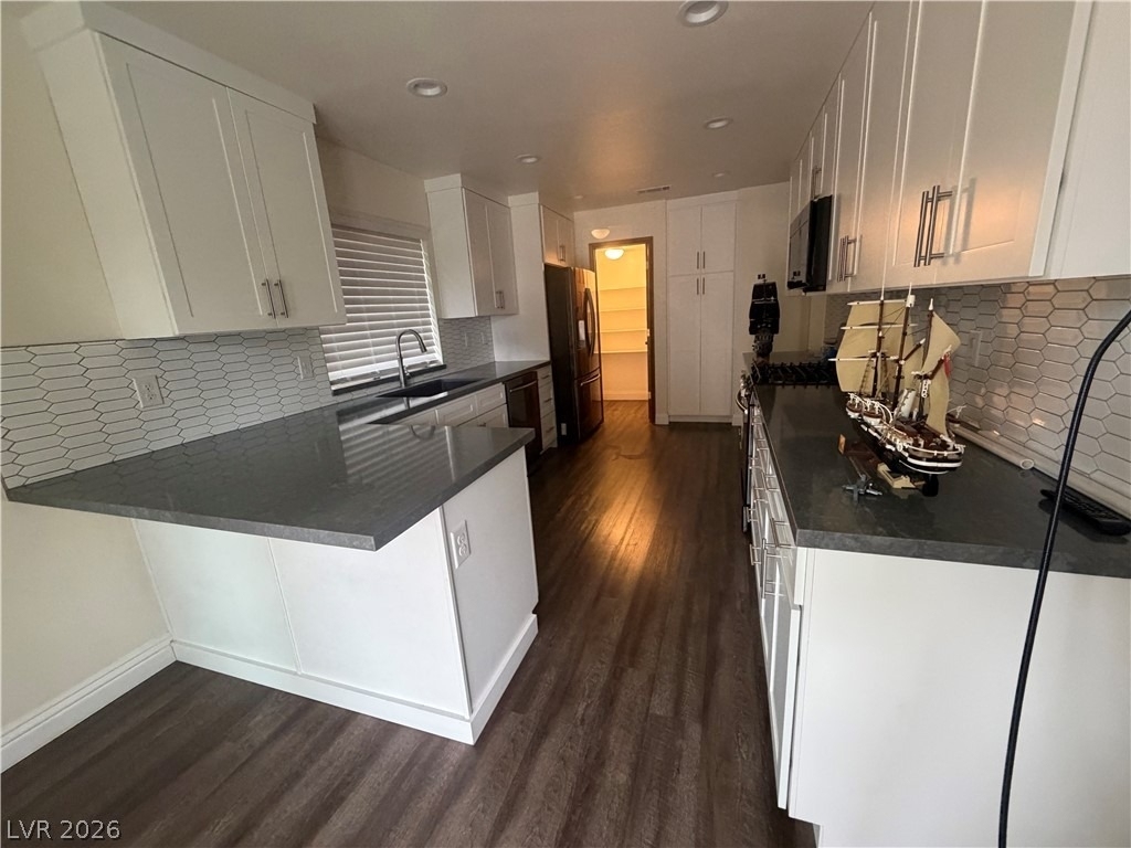 3040 Waterview Drive - Photo 1