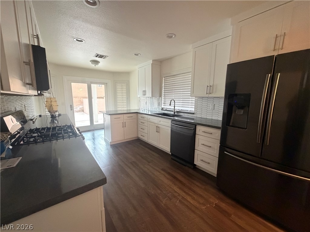 3040 Waterview Drive - Photo 2