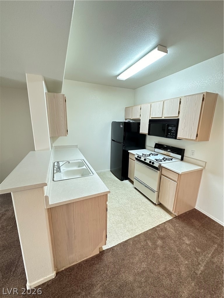 7413 W Russell Road - Photo 3