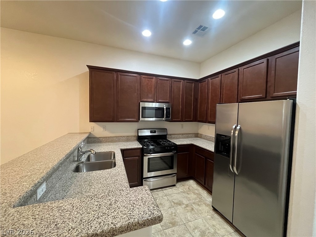 7584 Nicklin Street - Photo 4