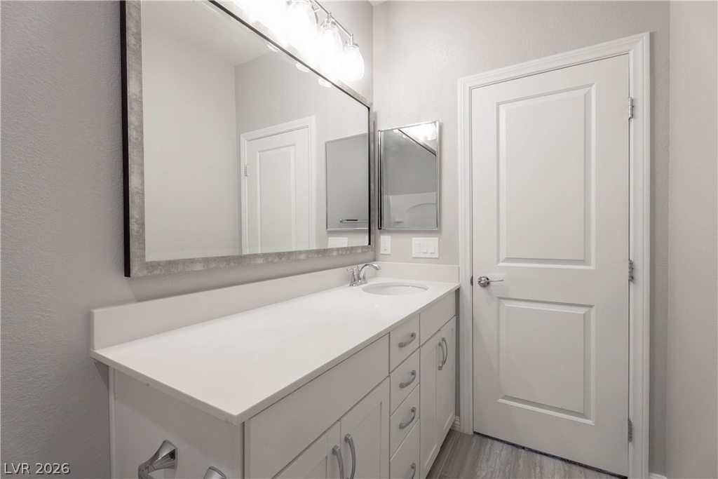 12385 Valley Chase Avenue - Photo 37