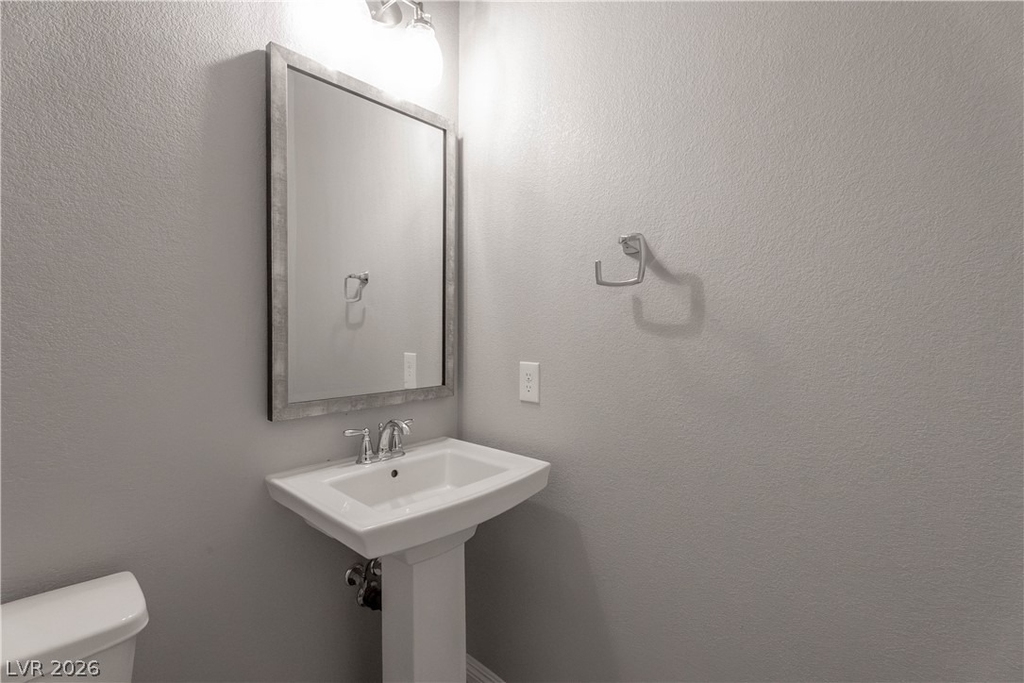 12385 Valley Chase Avenue - Photo 6