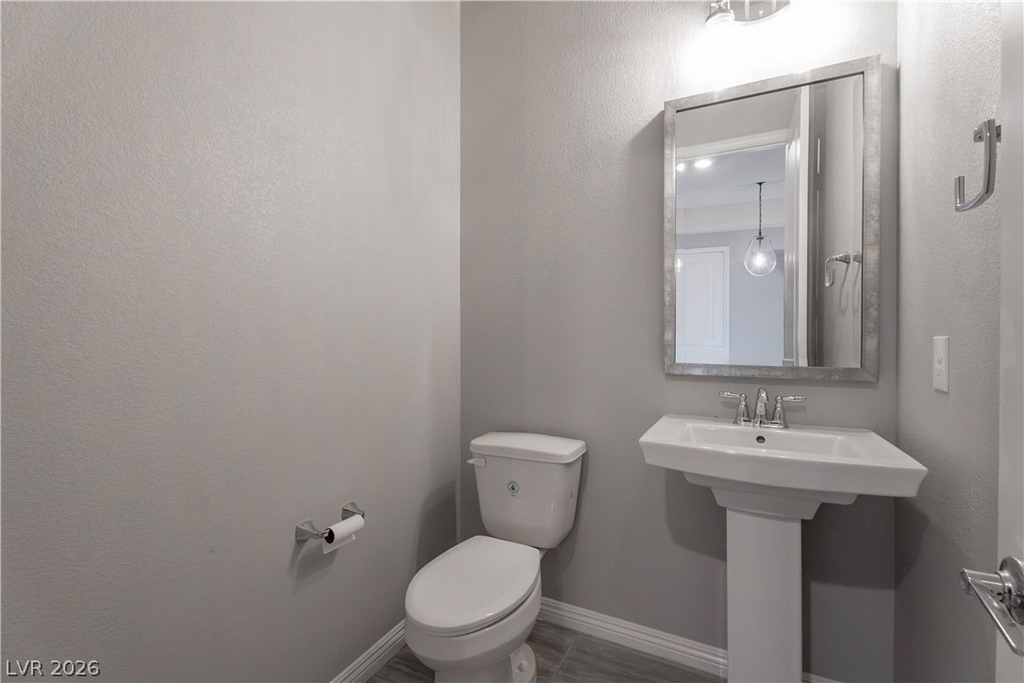 12385 Valley Chase Avenue - Photo 5