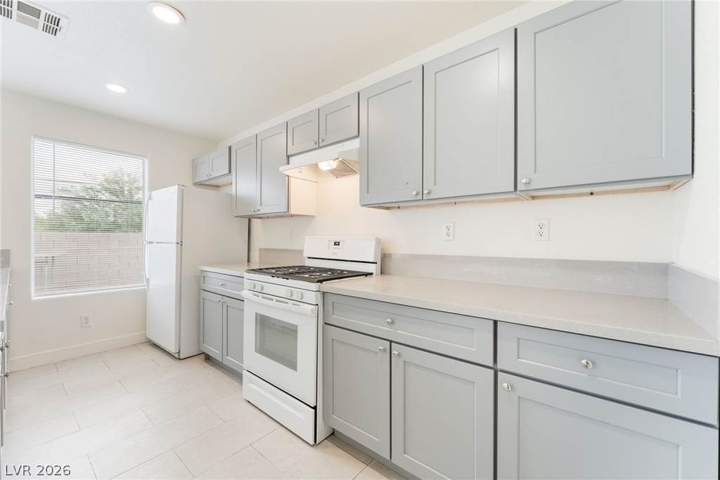 2137 Tierra Del Verde Street - Photo 12