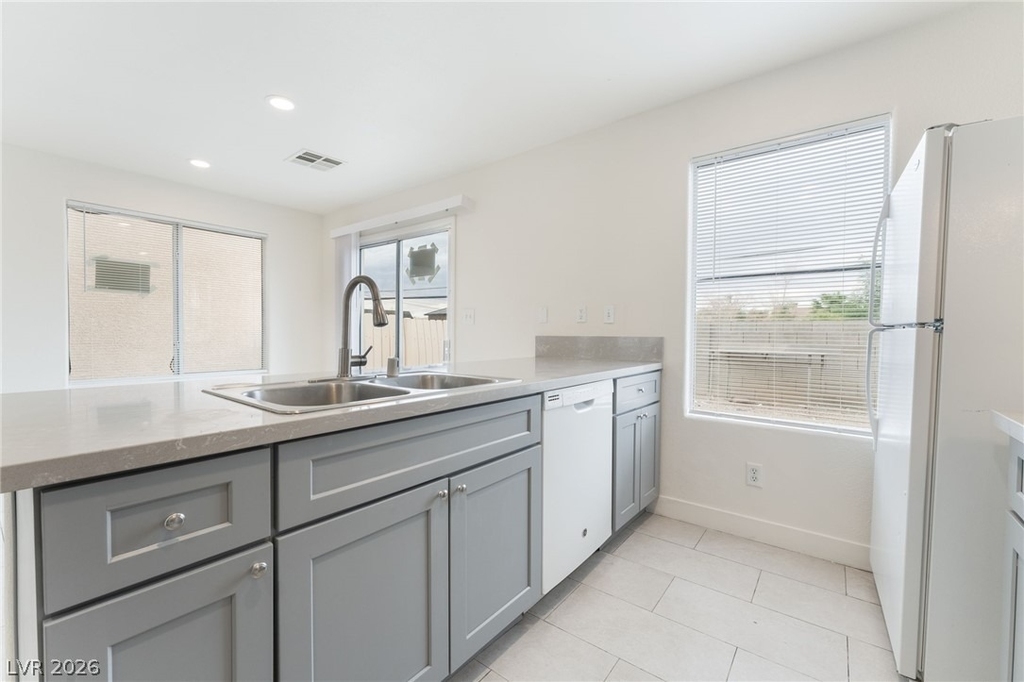 2137 Tierra Del Verde Street - Photo 13