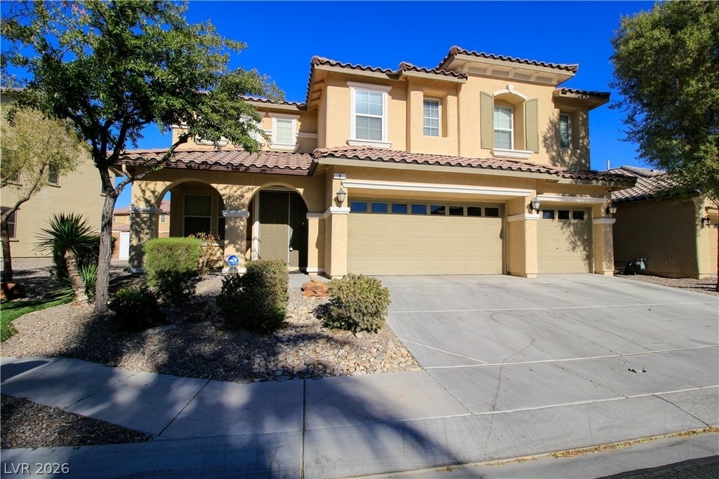 8 Summit Creek Avenue - Photo 0