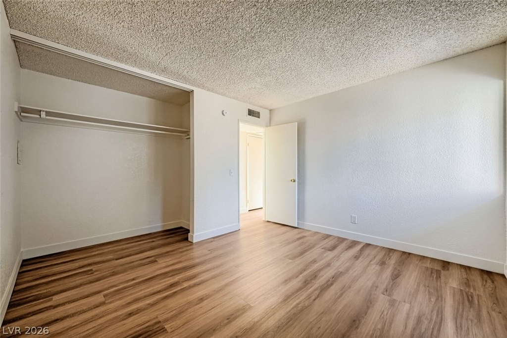 1405 Vegas Valley Drive - Photo 19