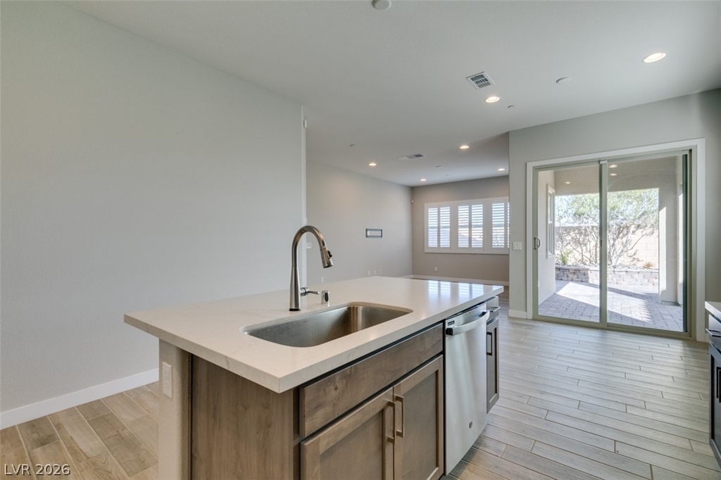 9876 Outer Hebrides Avenue - Photo 28