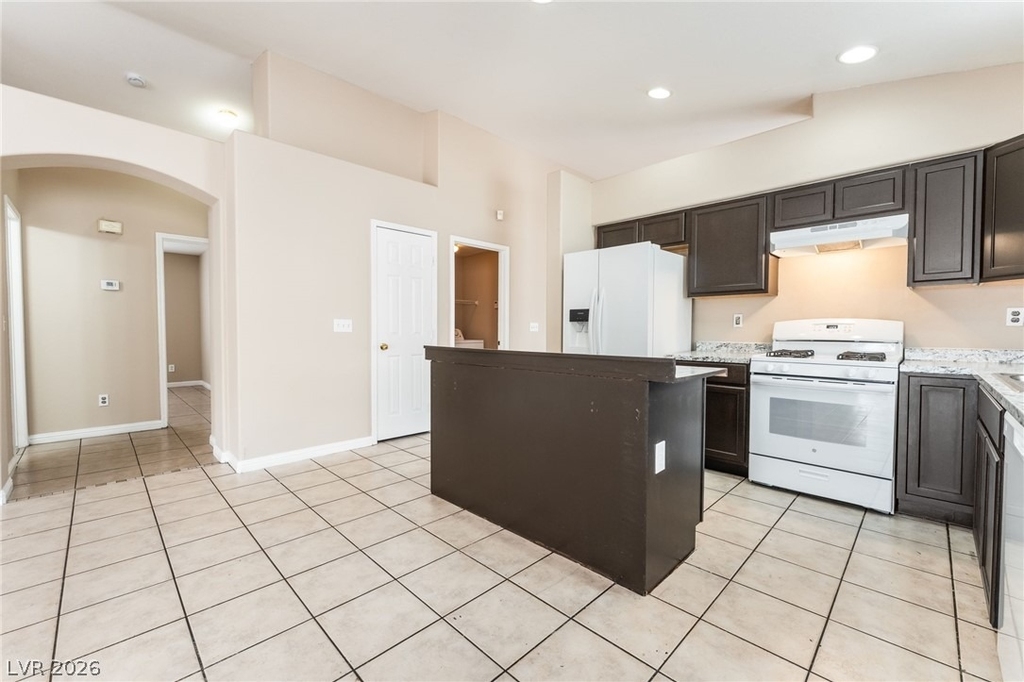 4910 Athens Bay Place - Photo 11