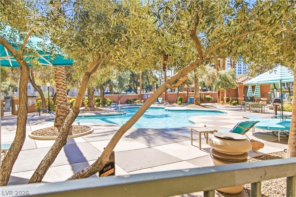 210 E Flamingo Road - Photo 21