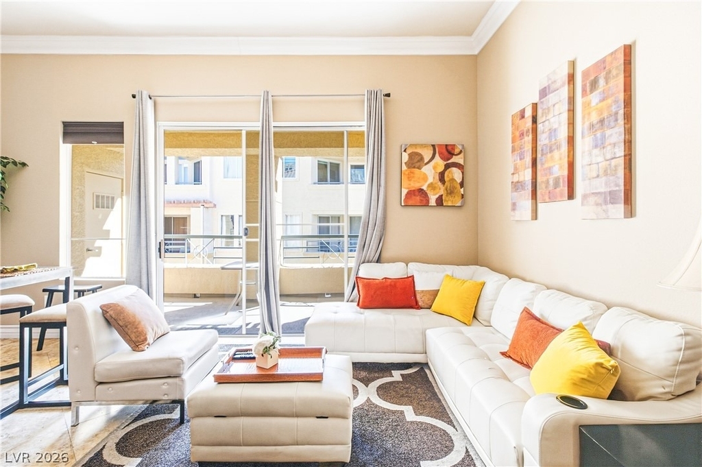 210 E Flamingo Road - Photo 3