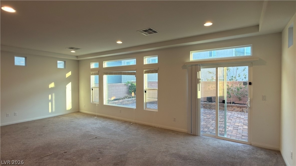 5395 Crossgates Avenue - Photo 10