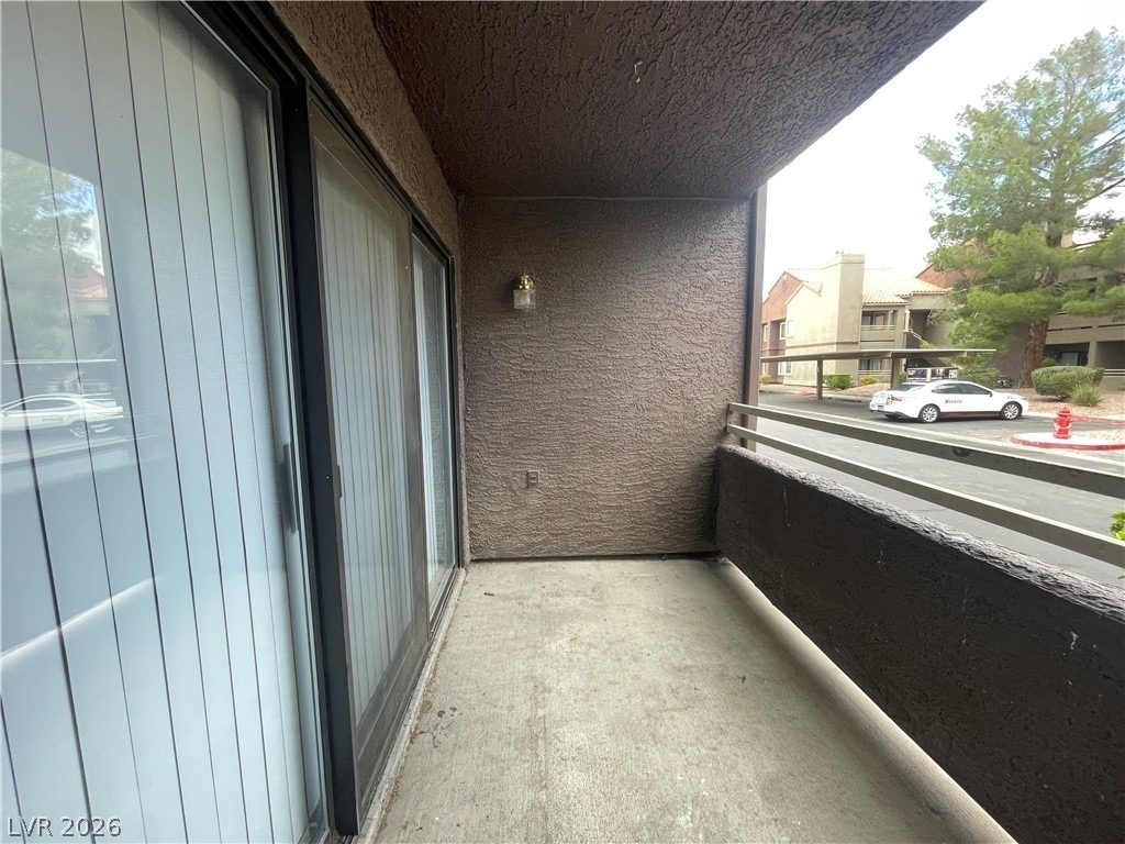 5030 S Rainbow Boulevard - Photo 12