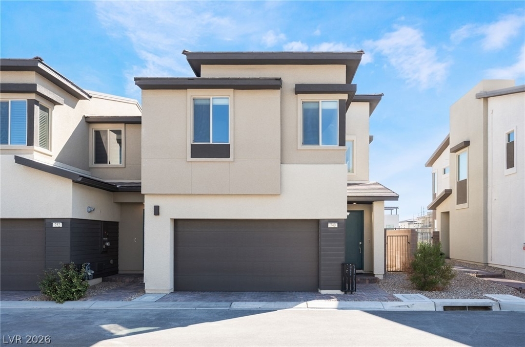 740 Echelon Street - Photo 0