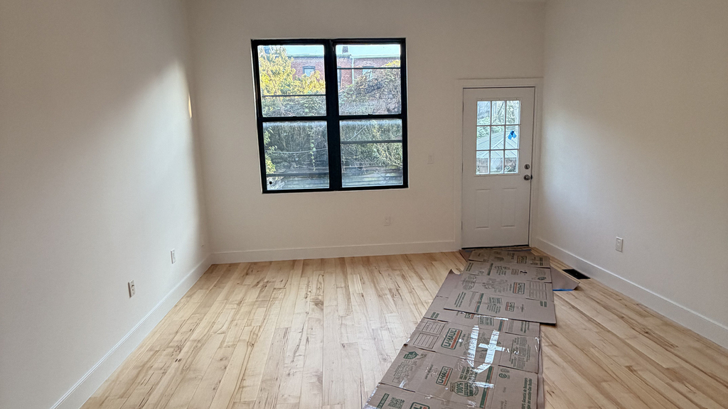 906A Lafayette Ave - Photo 11