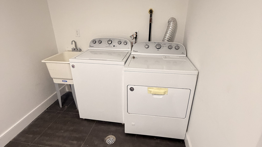 906A Lafayette Ave - Photo 15