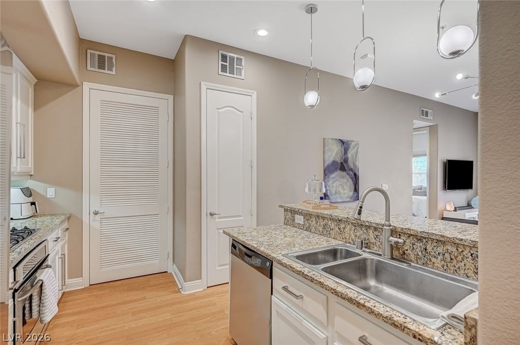 56 E Serene Avenue - Photo 10